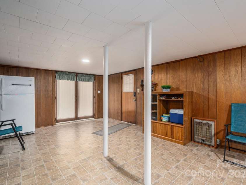 205 Gamble Avenue, Bessemer City, NC 28016.  MLS# CAR4242531, YatesRealty ID 7170. 