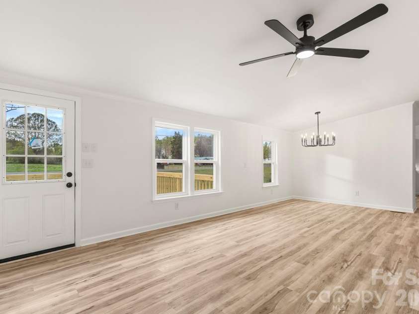 263 Echo Lane, Rock Hill, SC 29732.  MLS# CAR4360601, YatesRealty ID 7172. 