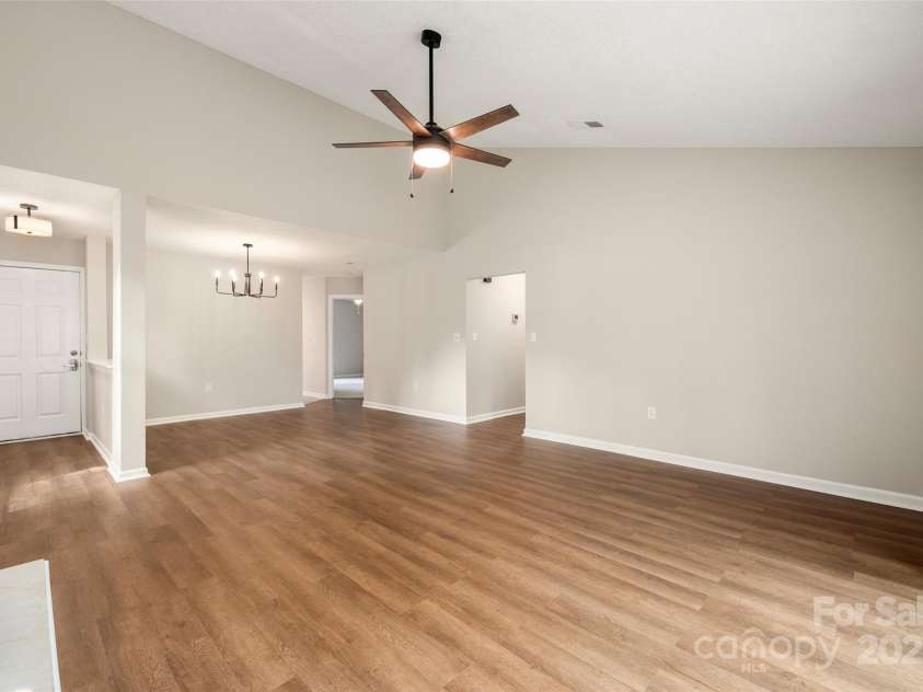1532 Hunt Club Court, Rock Hill, SC 29732.  MLS# CAR4243008, YatesRealty ID 7173. 