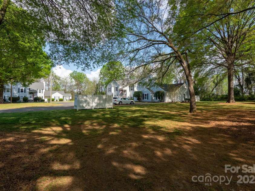 1532 Hunt Club Court, Rock Hill, SC 29732.  MLS# CAR4243008, YatesRealty ID 7173. 