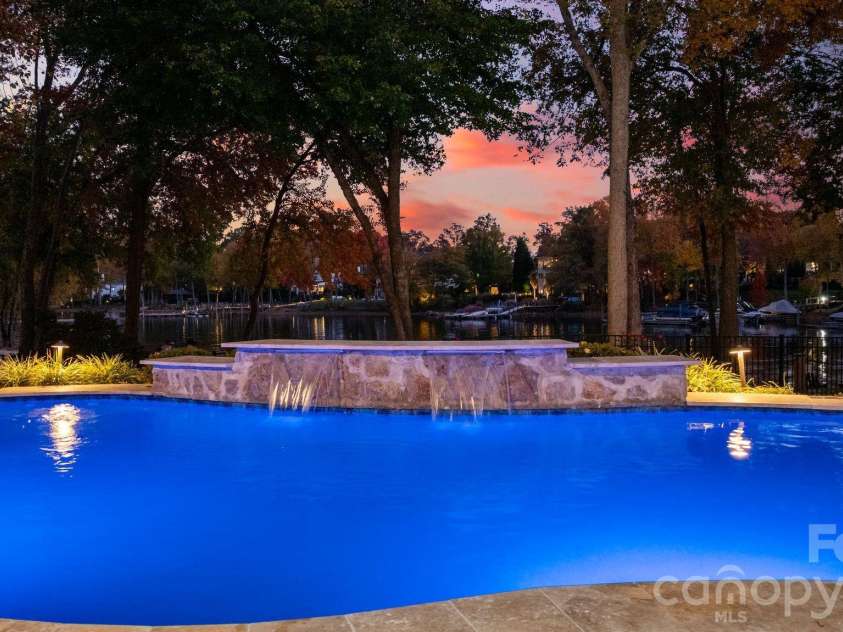 190 Cape Cod Way, Mooresville, NC 28117.  MLS# CAR4359942, YatesRealty ID 7174. 