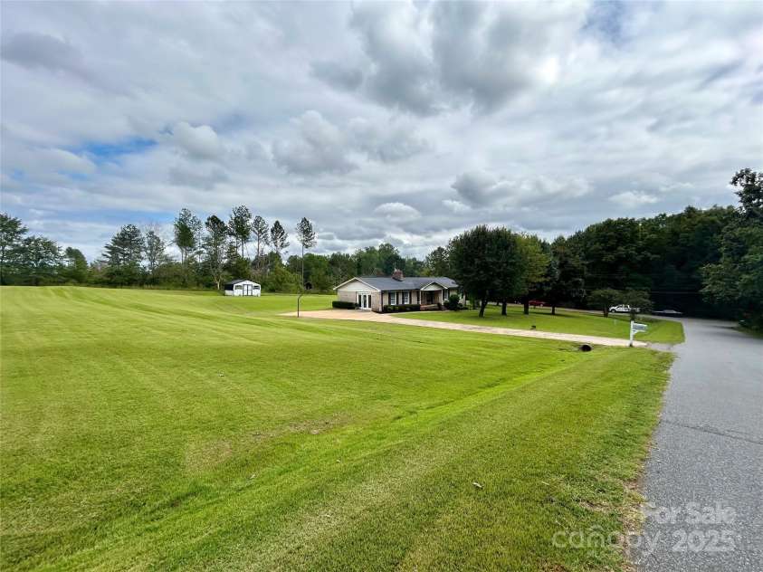 241 Eastview Drive, Bostic, NC 28018.  MLS# CAR4300272, YatesRealty ID 7174. 