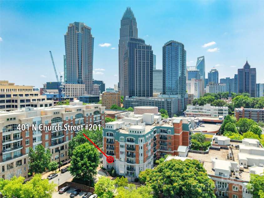 401 Church Street, Charlotte, NC 28202.  MLS# CAR4267557, YatesRealty ID 7178. 