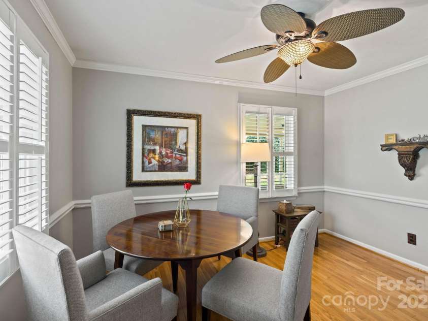 922 Hawthorne Drive, Lenoir, NC 28645.  MLS# CAR4246497, YatesRealty ID 7179. Nook (breakfast, office or flex space)