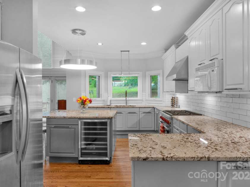 15610 Youngblood Road, Charlotte, NC 28278.  MLS# CAR4166088, YatesRealty ID 718. 