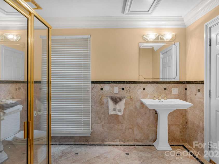 15610 Youngblood Road, Charlotte, NC 28278.  MLS# CAR4166088, YatesRealty ID 718. 