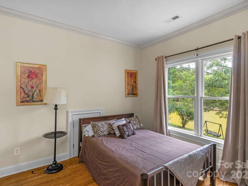 15610 Youngblood Road, Charlotte, NC 28278.  MLS# CAR4166088, YatesRealty ID 718. 