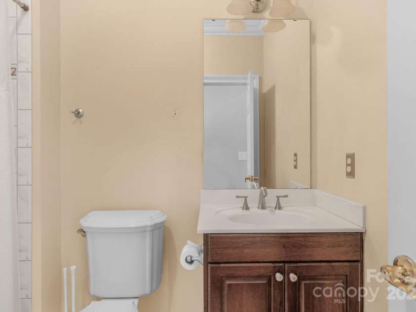 15610 Youngblood Road, Charlotte, NC 28278.  MLS# CAR4166088, YatesRealty ID 718. 
