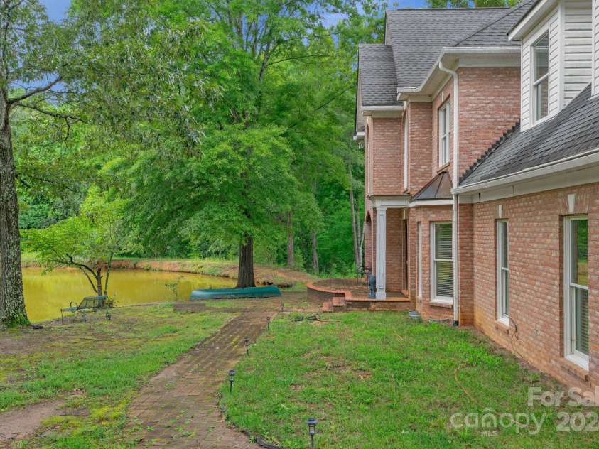 15610 Youngblood Road, Charlotte, NC 28278.  MLS# CAR4166088, YatesRealty ID 718. 