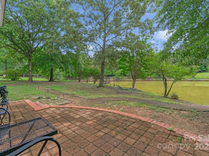 15610 Youngblood Road, Charlotte, NC 28278.  MLS# CAR4166088, YatesRealty ID 718. 
