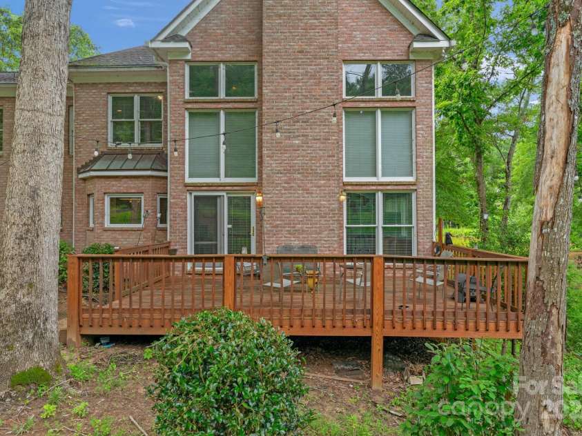 15610 Youngblood Road, Charlotte, NC 28278.  MLS# CAR4166088, YatesRealty ID 718. 