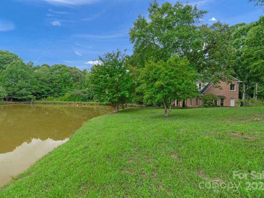15610 Youngblood Road, Charlotte, NC 28278.  MLS# CAR4166088, YatesRealty ID 718. 