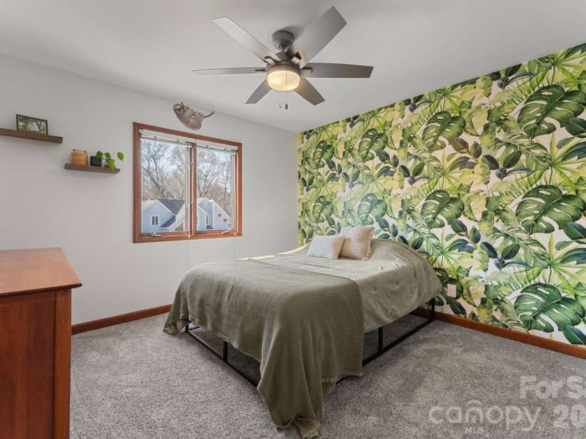 1432 Jules Court, Charlotte, NC 28226.  MLS# CAR4355299, YatesRealty ID 7181. 2nd bedroom on main level