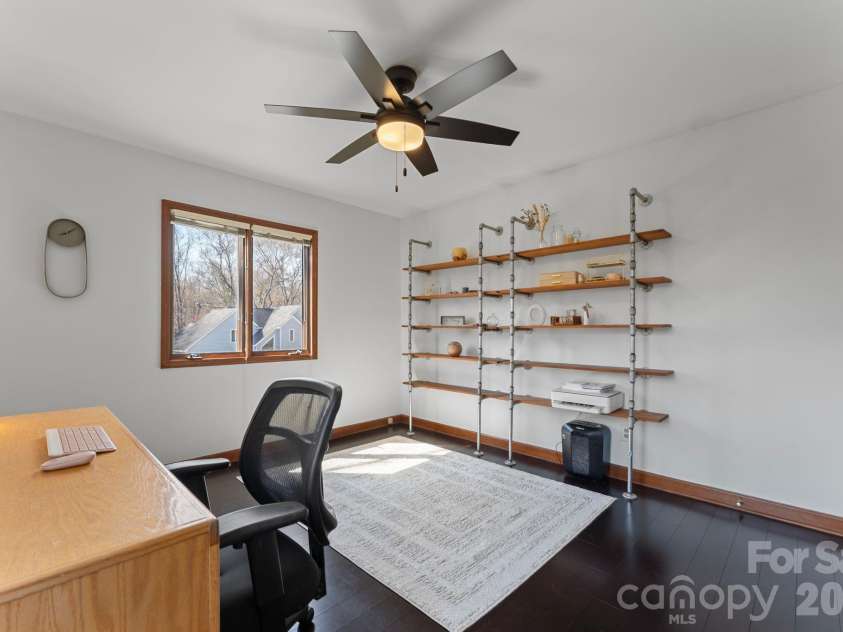 1432 Jules Court, Charlotte, NC 28226.  MLS# CAR4355299, YatesRealty ID 7181. 3rd main level bedroom 