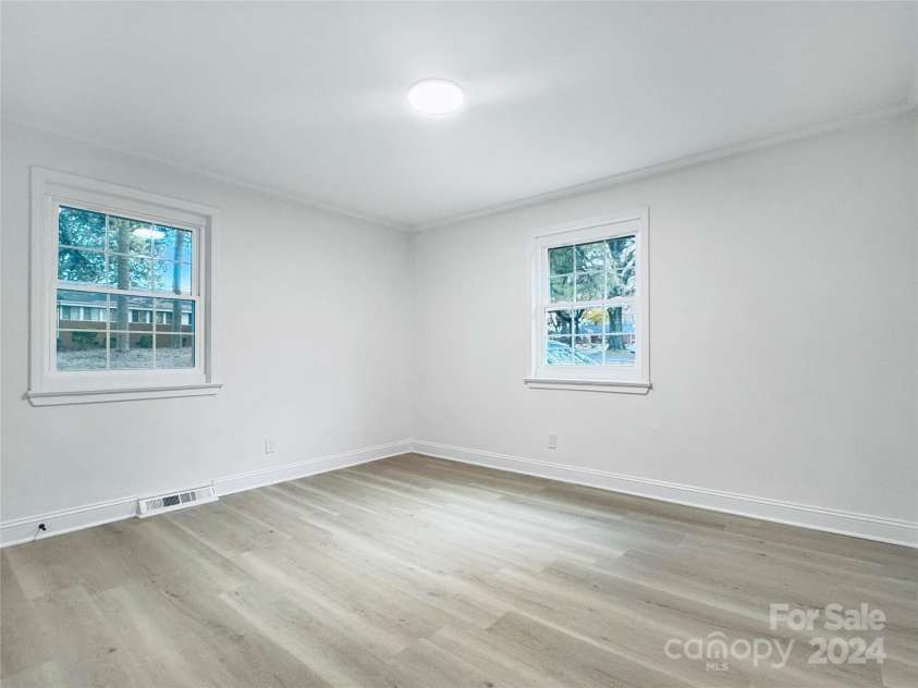 1908 Dickens Avenue, Charlotte, NC 28208.  MLS# CAR4205335, YatesRealty ID 7182. 