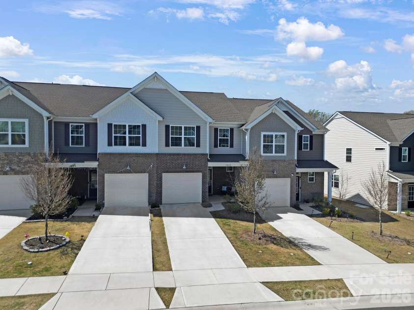 7032 Everly Commons Lane, Fort Mill, SC 29708.  MLS# CAR4362454, YatesRealty ID 7182. 