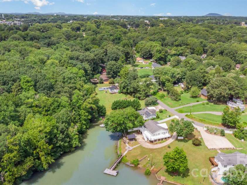 230 River Loop Road, Belmont, NC 28012.  MLS# CAR4352056, YatesRealty ID 7183. 