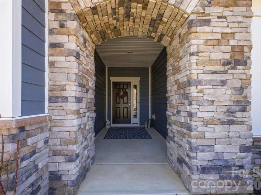 140 Picasso Trail, Mount Holly, NC 28120.  MLS# CAR4356990, YatesRealty ID 7184. 