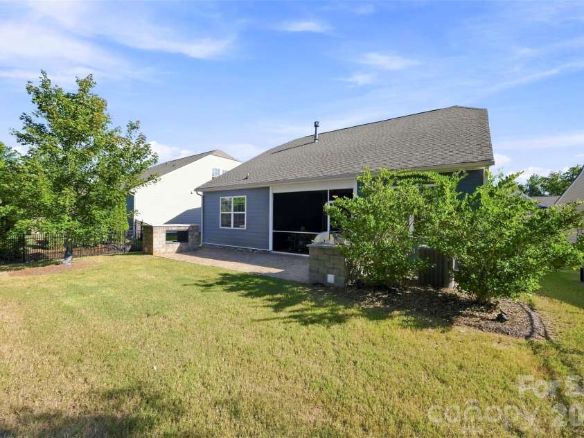 140 Picasso Trail, Mount Holly, NC 28120.  MLS# CAR4423756, YatesRealty ID 7184. 