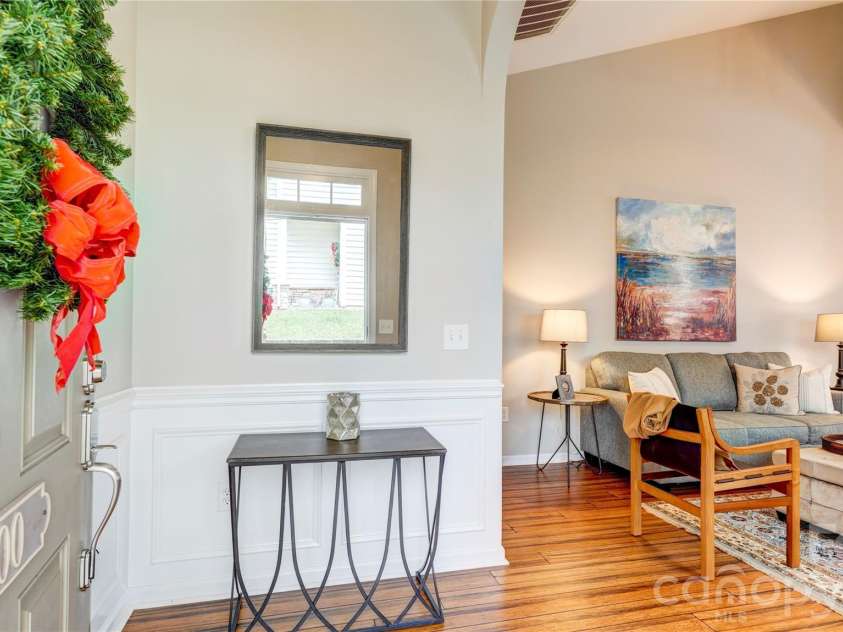 300 Park View Drive, Belmont, NC 28012.  MLS# CAR4314458, YatesRealty ID 7185. 