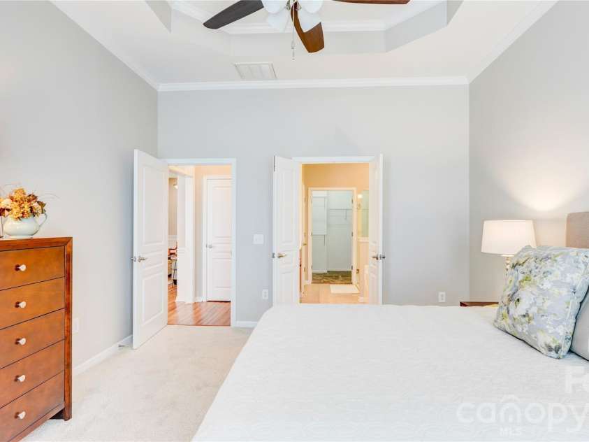 300 Park View Drive, Belmont, NC 28012.  MLS# CAR4314458, YatesRealty ID 7185. 