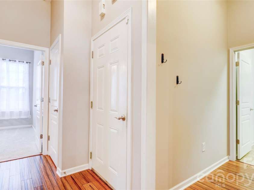 300 Park View Drive, Belmont, NC 28012.  MLS# CAR4314458, YatesRealty ID 7185. 
