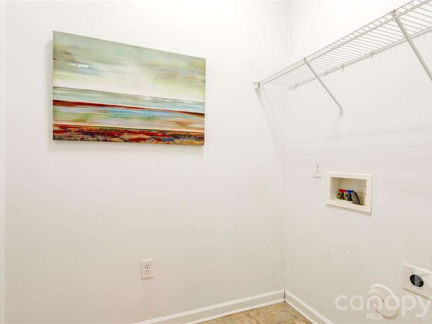 300 Park View Drive, Belmont, NC 28012.  MLS# CAR4314458, YatesRealty ID 7185. 