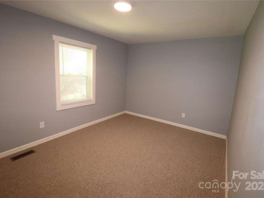 410 Clinton Drive, Kings Mountain, NC 28086.  MLS# CAR4156831, YatesRealty ID 7185. Second Bedroom