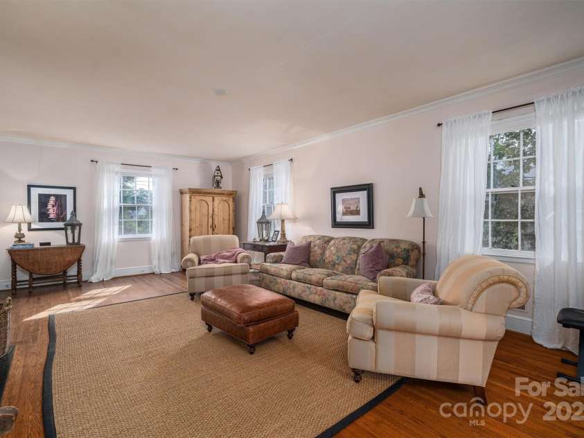 1120 Cumberland Avenue, Gastonia, NC 28054.  MLS# CAR4222455, YatesRealty ID 7186. 