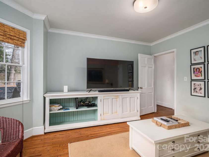 1120 Cumberland Avenue, Gastonia, NC 28054.  MLS# CAR4222455, YatesRealty ID 7186. 