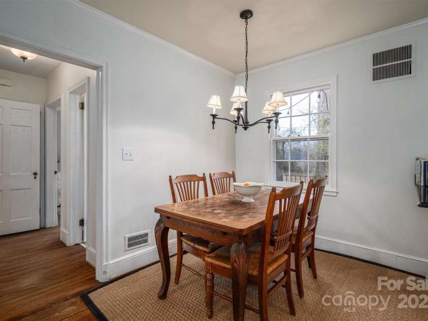 1120 Cumberland Avenue, Gastonia, NC 28054.  MLS# CAR4222455, YatesRealty ID 7186. 
