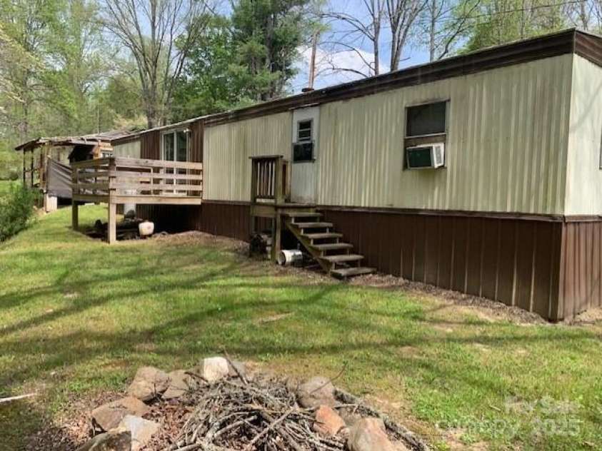 545 Bryson Branch Road, Bryson City, NC 28713.  MLS# CAR4249222, YatesRealty ID 7187. 