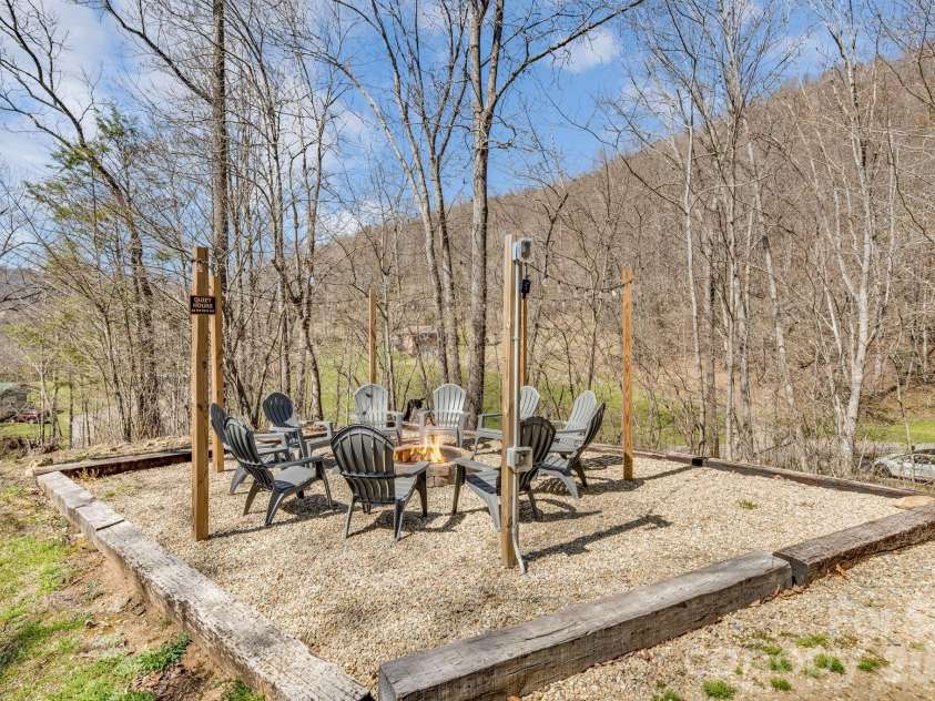 114 Johns Creek Road, Canton, NC 28716.  MLS# CAR4362839, YatesRealty ID 7188. 