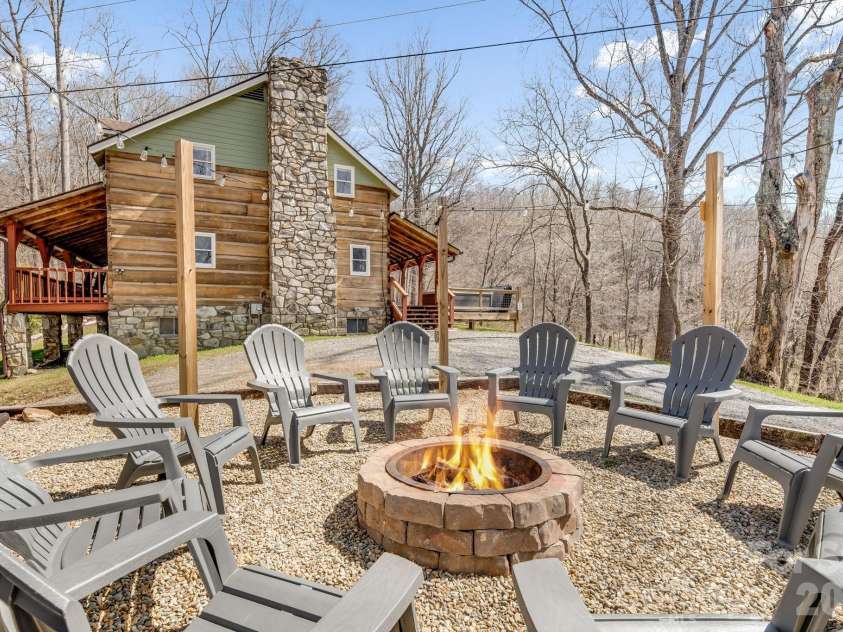 114 Johns Creek Road, Canton, NC 28716.  MLS# CAR4362839, YatesRealty ID 7188. 