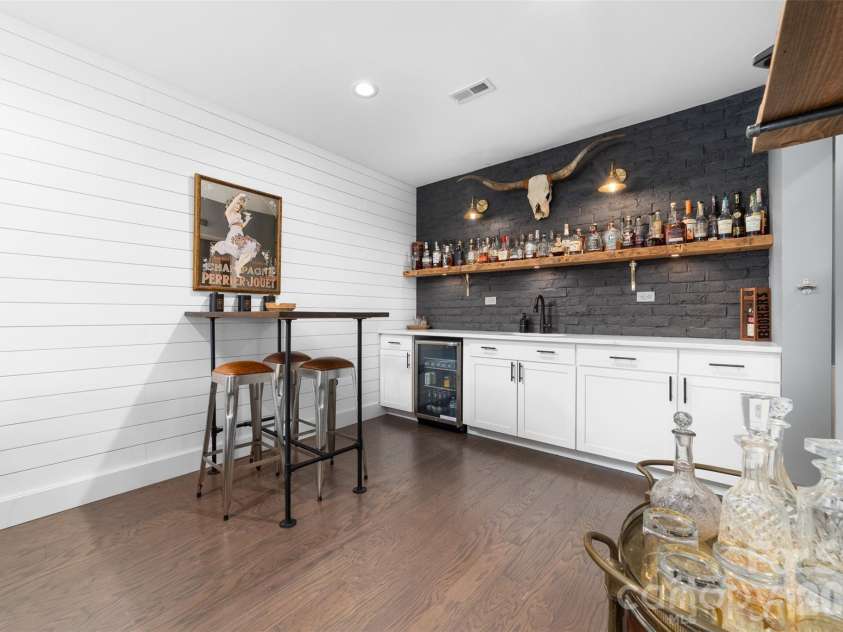 17549 Julees Walk Lane, Davidson, NC 28036.  MLS# CAR4358024, YatesRealty ID 7189. 