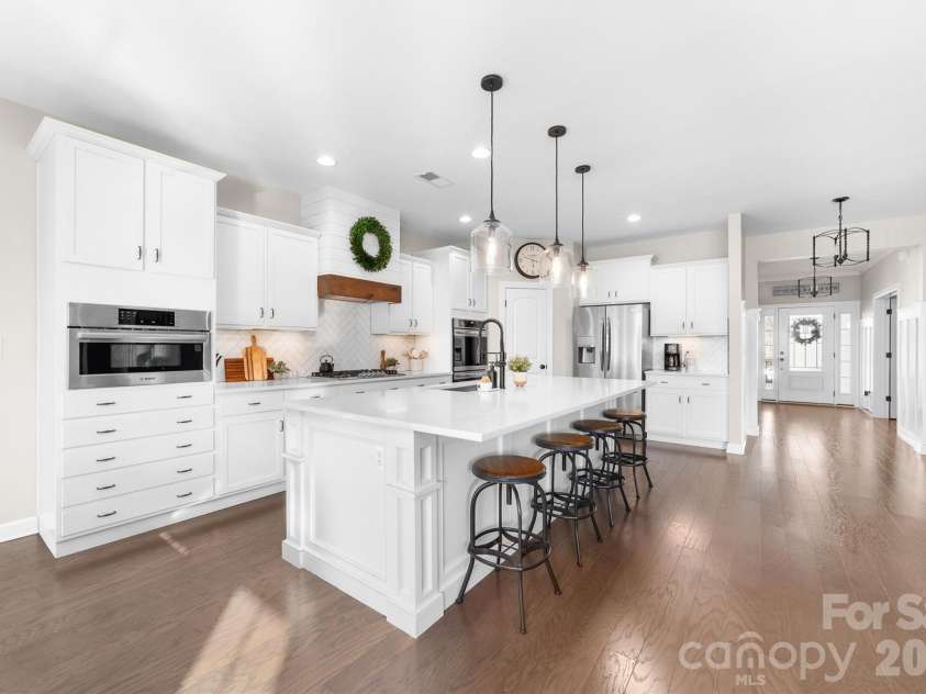 17549 Julees Walk Lane, Davidson, NC 28036.  MLS# CAR4358024, YatesRealty ID 7189. 