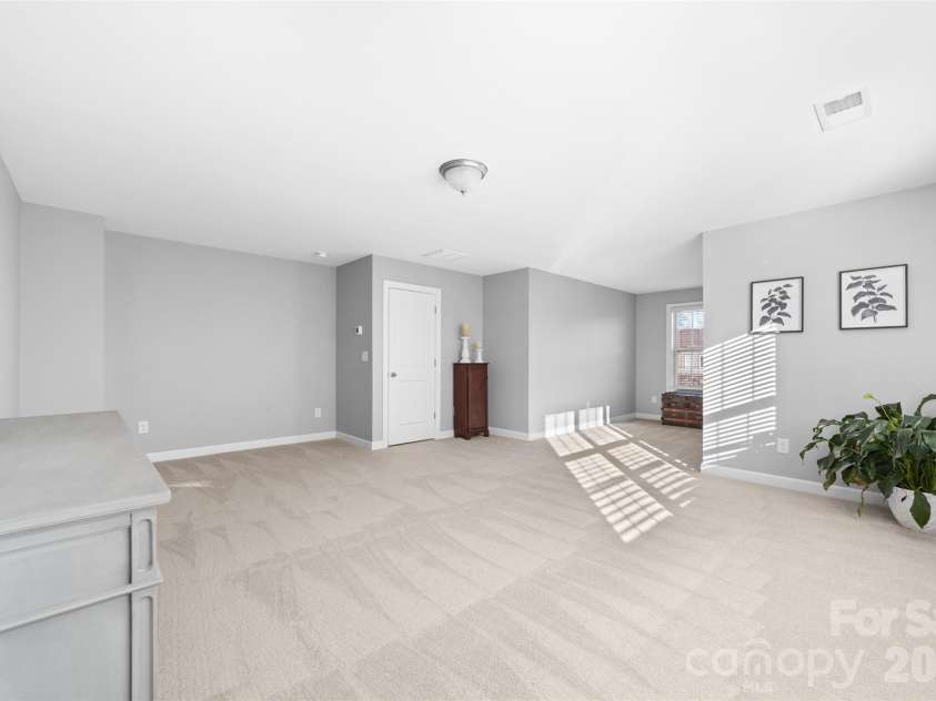 17549 Julees Walk Lane, Davidson, NC 28036.  MLS# CAR4358024, YatesRealty ID 7189. 