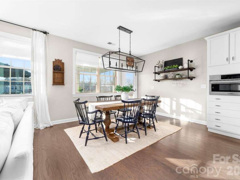 17549 Julees Walk Lane, Davidson, NC 28036.  MLS# CAR4358024, YatesRealty ID 7189. 