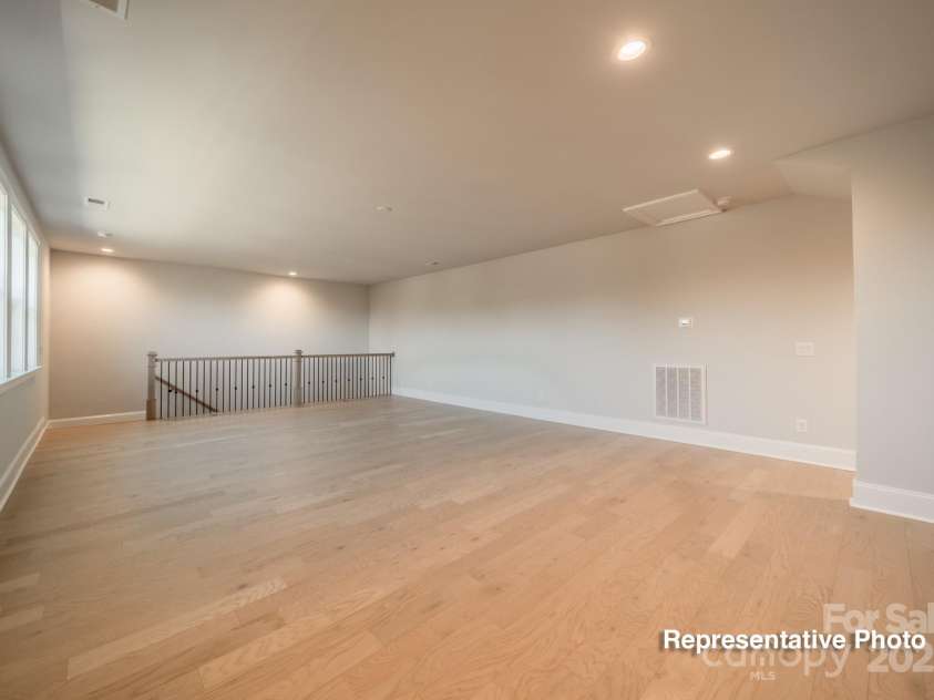 402 Turtleback Ridge, Matthews, NC 28104.  MLS# CAR4302443, YatesRealty ID 719. 