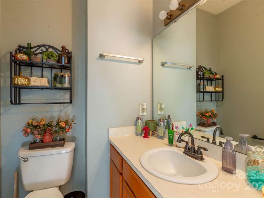 505 Coffeetree Lane, Stanley, NC 28164.  MLS# CAR4316855, YatesRealty ID 719. 