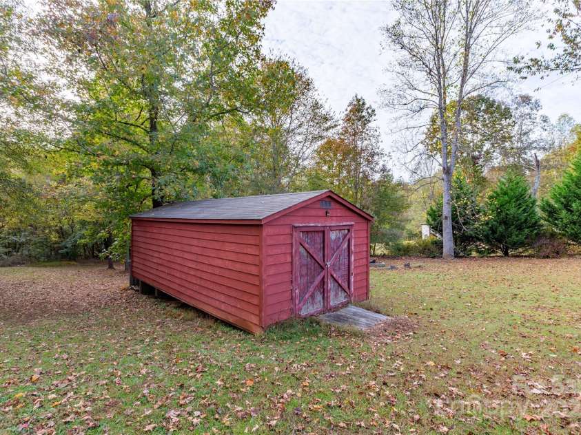 505 Coffeetree Lane, Stanley, NC 28164.  MLS# CAR4316855, YatesRealty ID 719. 