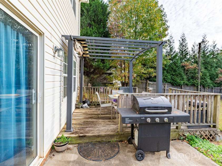 505 Coffeetree Lane, Stanley, NC 28164.  MLS# CAR4316855, YatesRealty ID 719. 