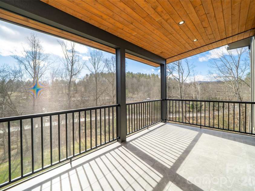 25 George Allen Ridge, Arden, NC 28704.  MLS# CAR4337077, YatesRealty ID 7190. 