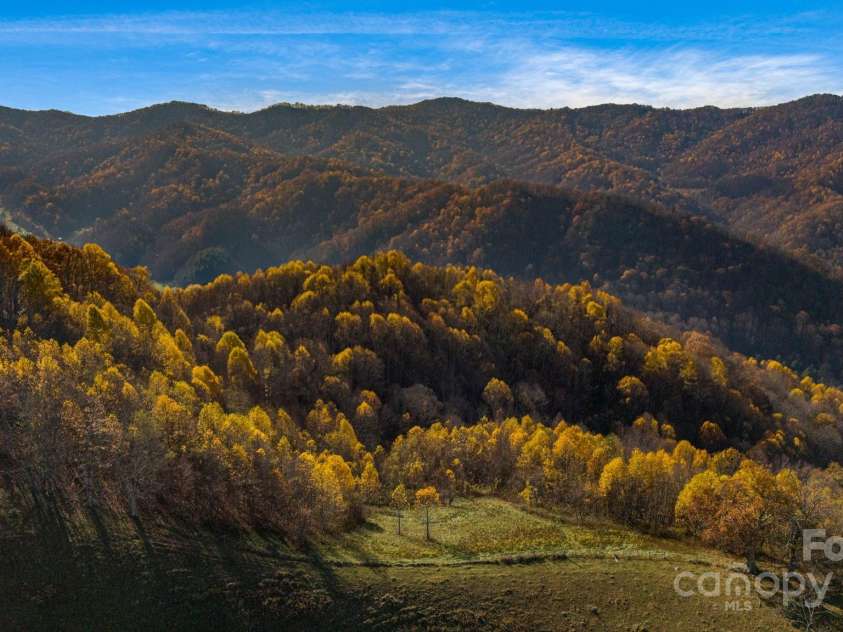 340 Wendy Avenue, Marshall, NC 28753.  MLS# CAR4210108, YatesRealty ID 7191. 