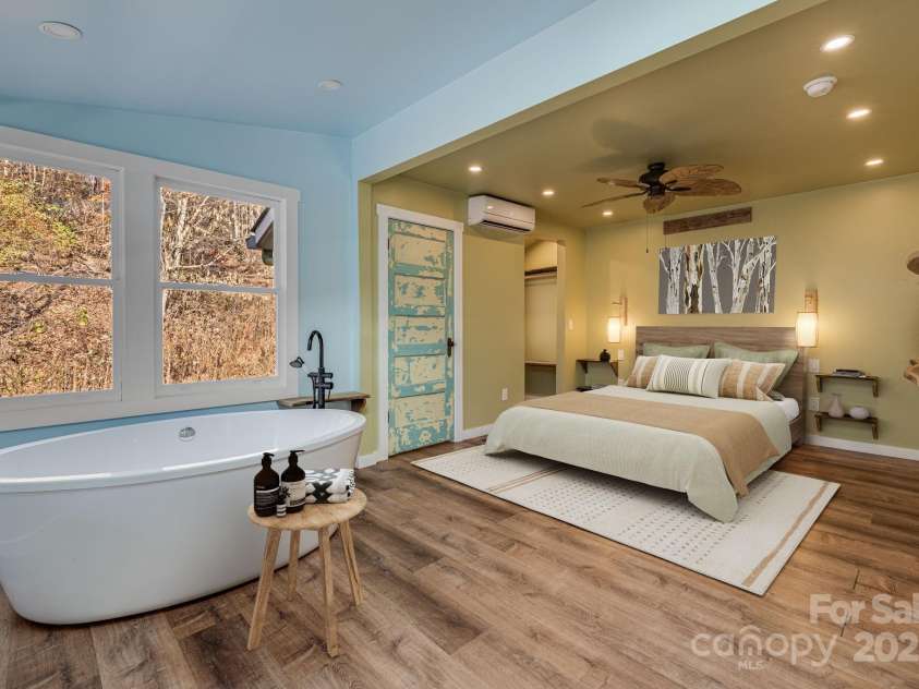 340 Wendy Avenue, Marshall, NC 28753.  MLS# CAR4210108, YatesRealty ID 7191. VIRTUALLY STAGED - Primary Bedroom off of living area