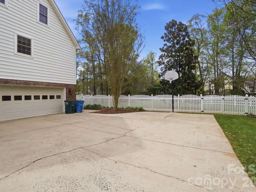 6310 Olsen Lane, Indian Trail, NC 28079.  MLS# CAR4361911, YatesRealty ID 7191. 