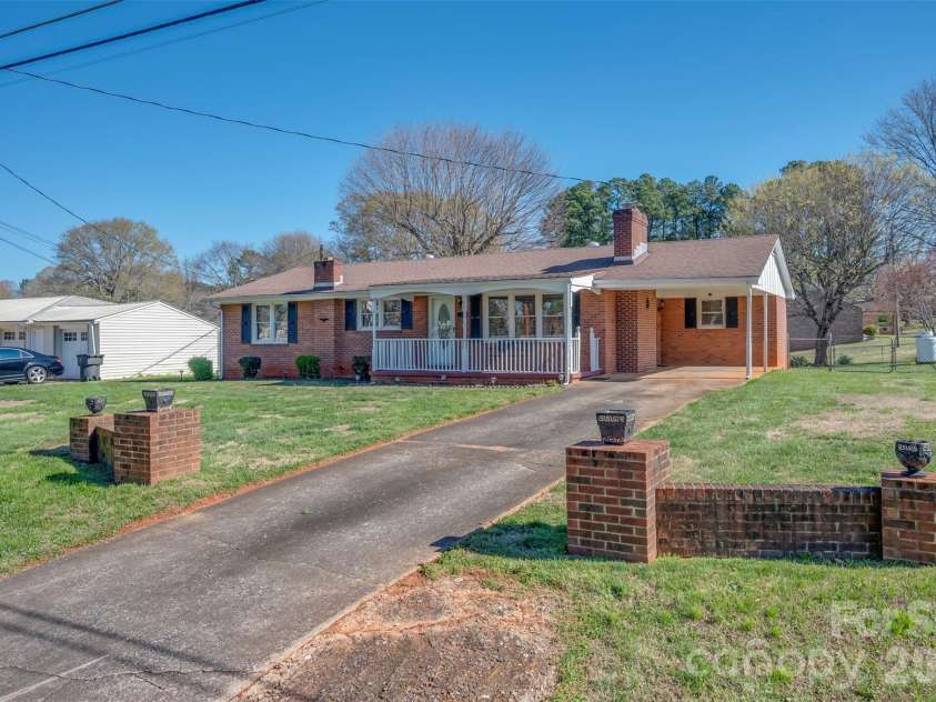 148 Westhaven Street, Forest City, NC 28043.  MLS# CAR4358705, YatesRealty ID 7192. 