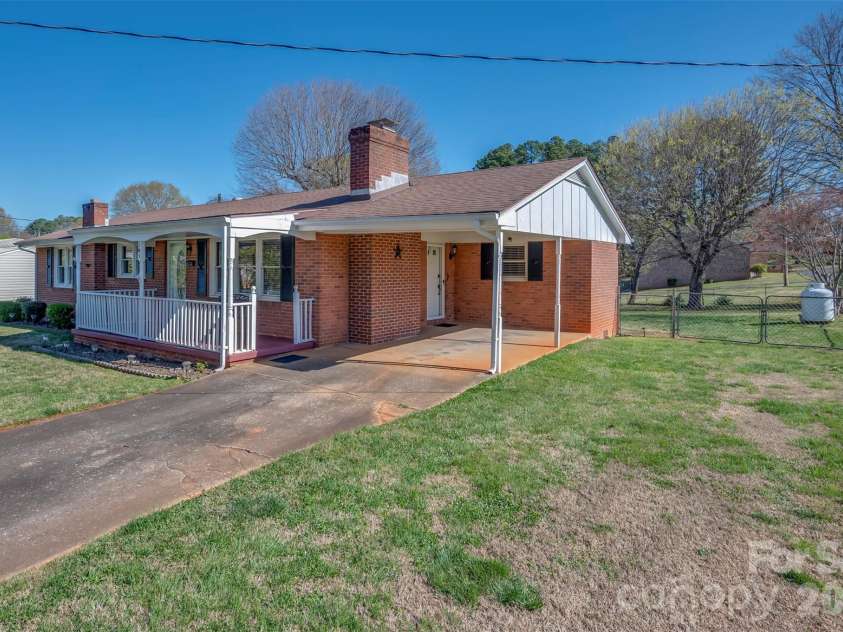 148 Westhaven Street, Forest City, NC 28043.  MLS# CAR4358705, YatesRealty ID 7192. 