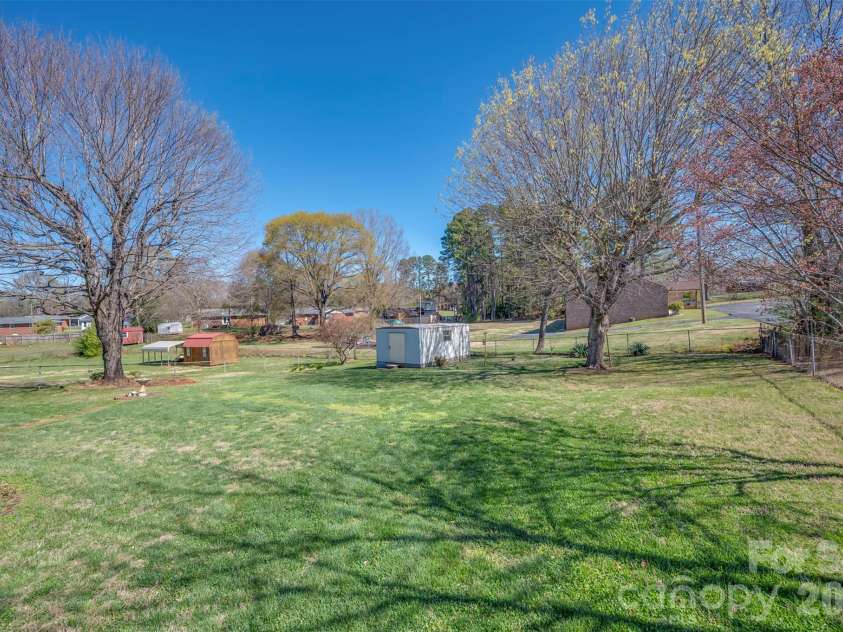 148 Westhaven Street, Forest City, NC 28043.  MLS# CAR4358705, YatesRealty ID 7192. 