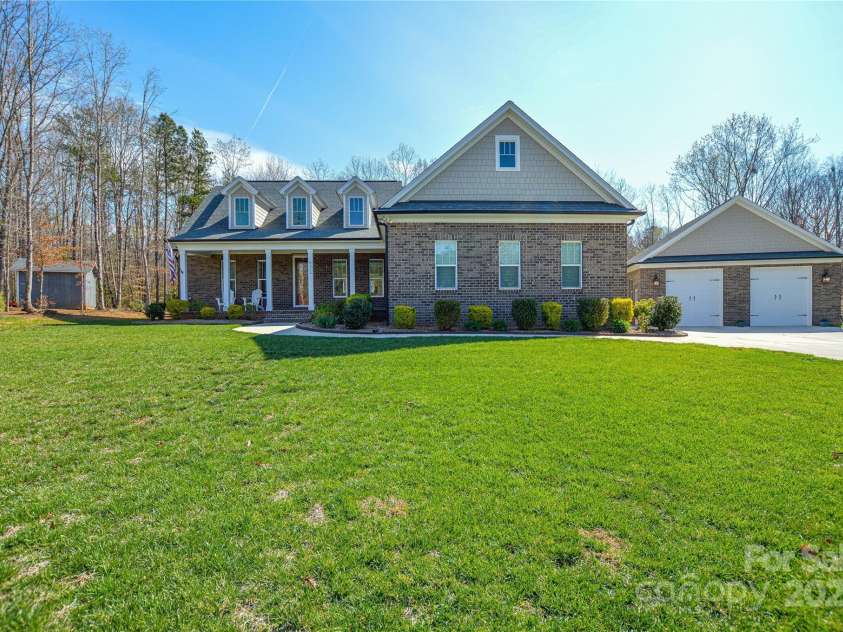8212 Bennett Lane, Sherrills Ford, NC 28673.  MLS# CAR4239561, YatesRealty ID 7192. Front Elevation